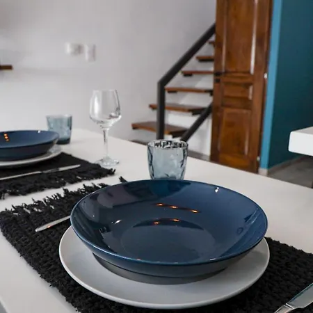 Nina's House * Tríkala