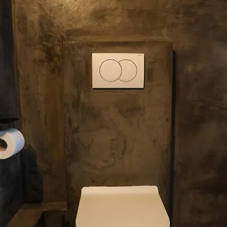 Daire Nina's House *